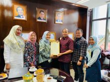 Kunjungan Tim Pengolahan Data Dirjen Kependudukan dan Pencatatan Sipil Kemendagri ke Gedung Menara Dang Merdu PT Bank Riau Kepri Syariah