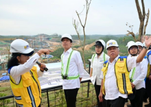 Ditemani Basuki dan Bahlil, Jokowi Pasang Bilah Pertama Garuda Kantor Presiden di IKN, Sudah Jalan 38 Persen. (Tangkapan Layar Instagram @sekretariat.kabinet)