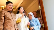 Jusuf Kalla dan Puan Maharani. Sumber: TV One