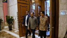 Perdana Menteri Malaysia Dato’ Seri Haji Anwar bin Ibrahim dan Anies Baswedan. Sumber: tribunnews.com