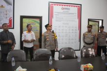 Kapolres Bengkalis saat cek kantor Bawaslu 