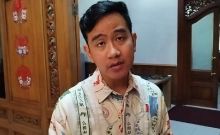 Pesan Gibran ke Pendukung: Kalau Banyak Fitnah dan Nyinyiran, Senyumin Aja. (X/Foto)