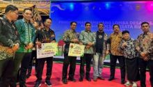 Penyerahan juara wisata riau