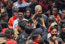 Hari Ini, Ganjar Sowan ke Ponpes Syichona Cholil, Mahfud Silaturahmi dengan Habib Se-Jakarta. (X/Foto)
