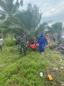 Evakuasi korban diduga Vena