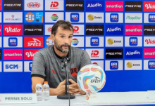 Lagi-lagi Kalah, Leonardo Medina 'Angkat Tangan' Nasibnya ke Manajemen Persis Solo. (X/Foto)