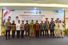 RKB Universitas Pasir Pangaraian dari Program CSR BRK Syariah Diresmikan Plt Gubri