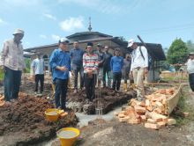 dr Moris Bationg Sihite anggota DPRD Bengkalis