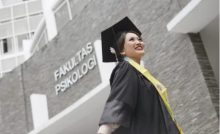 Jadi Lulusan Terbaik UGM, Begini Cara Gayuh Kuliah Sembari Berjuang Melawan Bipolar  