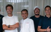 Valentino Rossi Resmi Kolaborasi dengan Pertamina Enduro, VR46 Racing Team Jadi Kabar Baik untuk Indonesia. (MotoGp)