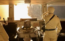 Pemandangan menunjukkan jembatan HMS Diamond, terlihat di sini menembakkan rudal Sea Viper-nya di Laut Merah pada 10 Januari /Reuters