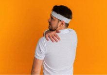 Bahu Terasa Nyeri Setelah Aktif Berolahraga, Harus Apa Ya?  