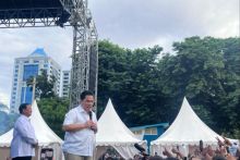 Erick Thohir yang cuti demi menghadiri acara bersama Prabowo Subianto. Sumber: kompas.com
