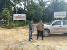 Management PT RAPP dan Personil Polsubsentor Pelalawan Laksanakan Patroli Bersama
