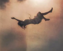 Apakah Tubuh Anda Tiba-tiba Tersentak Sebelum Tertidur? Ternyata Ini Alasannya