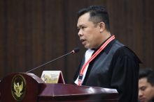 Kuasa Hukum KPU, Hifdzil Alim. Sumber: Gatra
