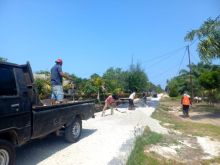 Perbaikan Jalan Utama Desa Bantan sari