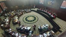 Sidang Mahkamah Konstitusi (MK). Sumber: detik.com