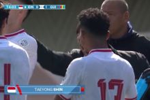 Shin Tae Yong Nangis? Buntut Timnas U-23 Indonesia Kalah dari Guinea di Play-off Olimpiade 2024. (X/@jurnalisatletis)