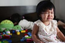 Miris! Balita di Medan Dianiaya Ayah Tiri Hingga Tewas, Jasadnya Dibuang Ibu Kandung. (Ilustrasi)