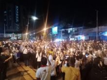 Pelajar Depok Gelar Aksi 1.000 Lilin Kenang Korban Kecelakaan Bus Maut SMK Lingga Kencana. (X/@olvahalhamid)