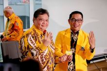 Airlangga Hartanto dan Ridwan Kamil