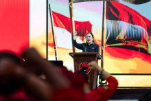 Puan Maharani Singgung Kader Berkhianat, Terisak dan Minta Maaf ke Rakyat. (X/@puanmaharani_ri)