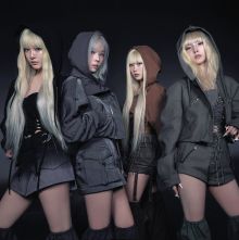 aespa Respons Pernyataan Kontroversial Petinggi HYBE Bang Si-hyuk. (X/@aespaintl)