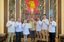 Bacalon Bupati dan Wabup Pasangan Kasmarni - Bagus Santoso Kembali Terima B1 KWK Partai Gerindra