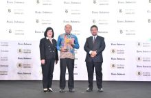 Bank Riau Kepri (BRK) Syariah dinobatkan menjadi Best Performance BPD Wilayah Sumatera-Kalimantan