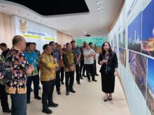 Pj Gubri Didampingi Pjs Bupati Pelalawan Tinjau Lokasi Kerja PT RAPP
