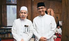 Tokoh nasional Anies Baswedan mengenang kepergian KH Ahmad Sofwan Nizhomi. Sumber: X