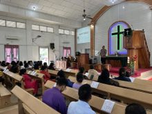 Sambangi Jemaat Gereja, Polsek Minas Gelar Minggu Kasih dan Cooling System Sosialisasikan Pilkada Damai