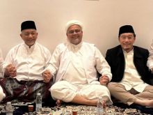 Habib Rizieq Shihab Ketemu Syaikhu-Suswono di Makkah, Beri Dukungan di Pilkada. 