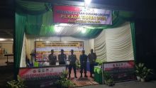 Pengamanan Logistik Pilkada di Gudang PPK Tualang di Jaga Ketat Oleh Personil TNI,Polri dan Sat Pol PP