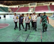 Pastikan Berjalan Aman, Kapolres Siak Tinjau Langsung Pleno Rekapitulasi Penghitungan Suara dan Pengamanan Pilkada 2024 di PPK GOR Tualang
