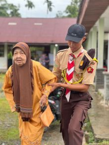 Aktivitas Pramuka Saka Bhayangkara Polsek Rupat di Pesta Demokrasi Pemilu kada 2024