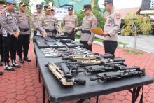 Baru Menjabat, Kapolres Langsung Cek Senjata