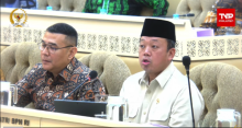 Nusron Wahid saat Sedang Mengikuti Rapat kerja dengan Komisi II DPR RI. 