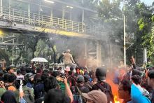 Demo Indonesia Gelap Berlanjut, Mahasiswa Turun Serentak saat 481 Kepala Daerah di Lantik 20 Februari.