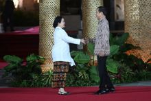Kala Jokowi Tanya Kabar Megawati saat Bertemu Puan Maharani.