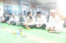 Bupati Diwakili Asisten I Sambut 1 Ramadhan di Masjid Agung Istiqomah