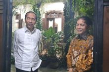Menhut Raja Juli berkejunjung ke Kediaman Presiden ke-7 Joko Widodo (Jokowi) di Solo. 