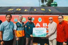 Bantu Korban Banjir Pekanbaru, PTPN IV Regional III Salurkan 4 Ton Sembako hingga Al-Qur'an