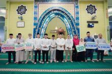 Penerima bantuan CSR BRK Syariah 
