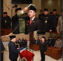 Fauzi Asni Resmi Dilantik sebagai Penjabat Sekda Siak, Wabup Husni Merza: Harus Mampu Jadi Motor Penggerak Pemerintahan