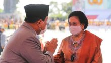 Ketum Megawati Soekarnoputri dengan Presiden Prabowo Subianto. Sumber: Owenka