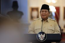 Prabowo Peringatkan Menteri Rapatkan Barusan di Tengah Isu 'Matahari Kembar'.