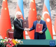 Presiden China Xi Jinping bersama Presiden Azerbaijan, Ilham Aliyev