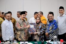 Bersama Gubernur Riau dan Kepala Daerah Se Riau, Bupati Kasmarni Audiensi ke Bappenas Republik Indonesia